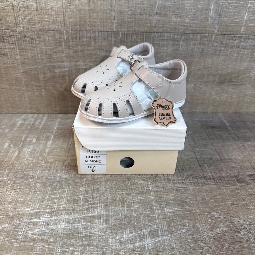 UNWORN Angel L’Amour Almond Genuine Leather Mary Jane Shoes Baby Toddler Girls 6